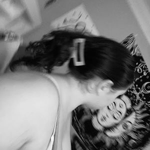 Meet your Posher, Addi